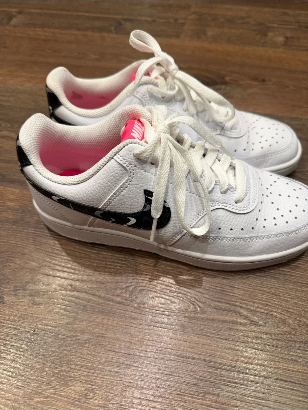 Nike Women's White Sneakers with Pink Interior and Black Patterned Swoosh, NWOT